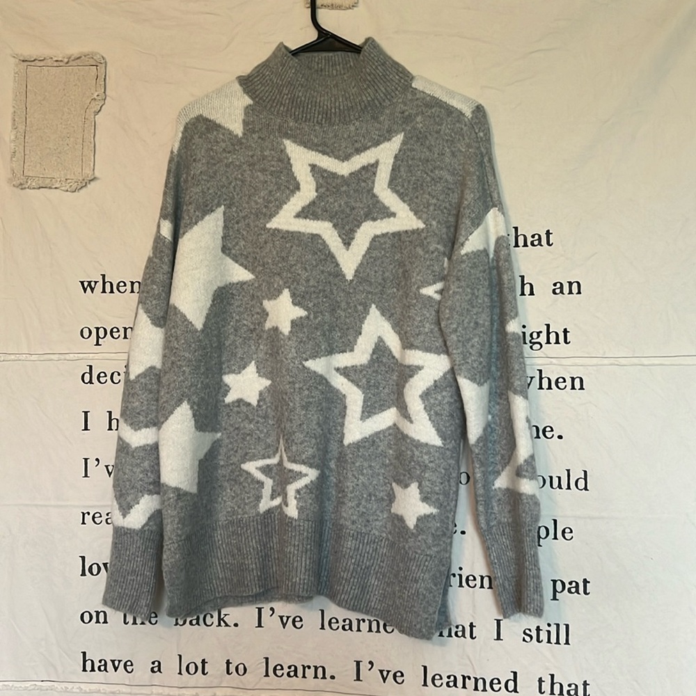 Lou& Grey star sweater